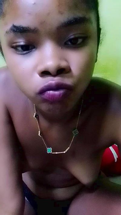 elia220 live cam on Cam4