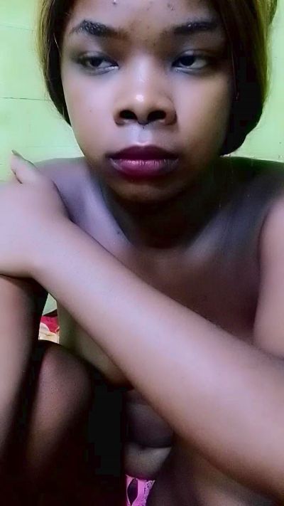 elia220 live cam on Cam4