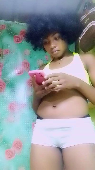 elia220 live cam on Cam4
