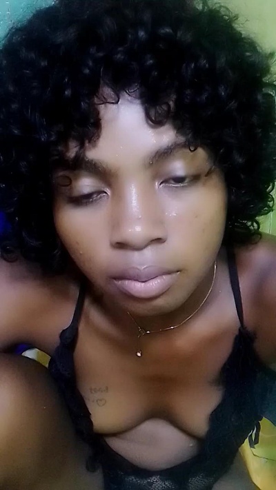 elia220 live cam on Cam4