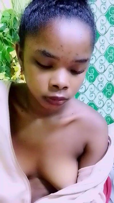 elia220 live cam on Cam4