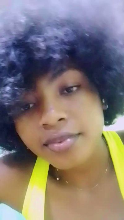 elia220 live cam on Cam4