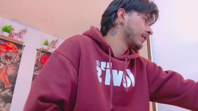 eliansavoy live cam on Cam4
