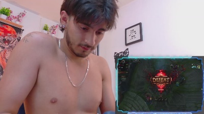 eliansavoy live cam on Cam4