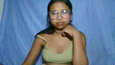 elinah_xxx live cam on Cam4