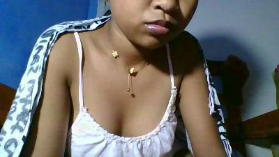 elinah_xxx live cam on Cam4