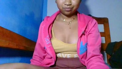elinah_xxx live cam on Cam4