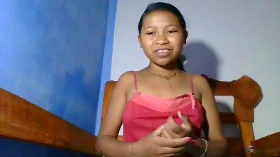 elinah_xxx live cam on Cam4