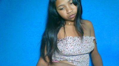 elinah_xxx live cam on Cam4
