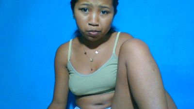elinah_xxx live cam on Cam4