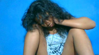 elinah_xxx live cam on Cam4