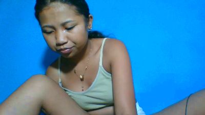 elinah_xxx live cam on Cam4