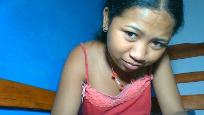 elinah_xxx live cam on Cam4