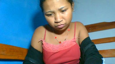 elinah_xxx live cam on Cam4