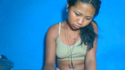 elinah_xxx live cam on Cam4