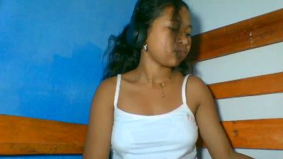 elinah_xxx live cam on Cam4