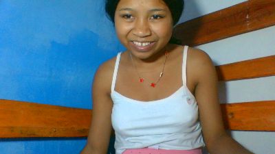 elinah_xxx live cam on Cam4