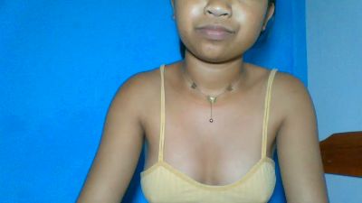 elinah_xxx live cam on Cam4