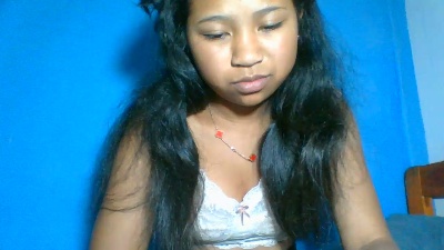 elinah_xxx live cam on Cam4
