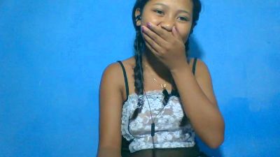 elinah_xxx live cam on Cam4