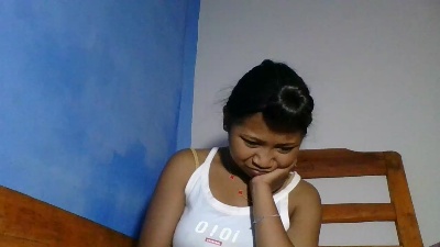 elinah_xxx live cam on Cam4