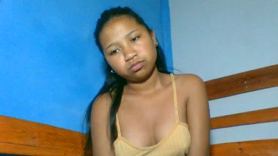 elinah_xxx live cam on Cam4