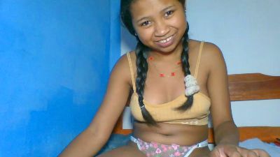 elinah_xxx live cam on Cam4