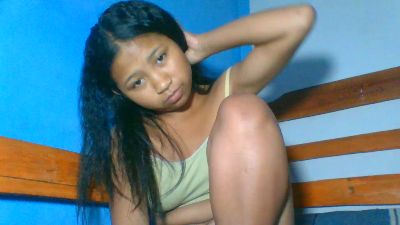 elinah_xxx live cam on Cam4
