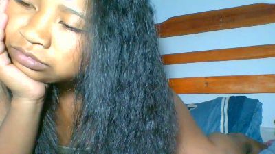 elinah_xxx live cam on Cam4