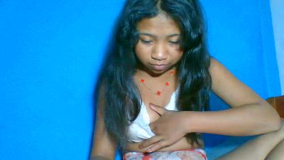 elinah_xxx live cam on Cam4