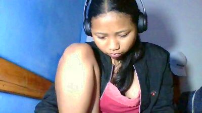 elinah_xxx live cam on Cam4