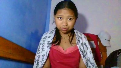 elinah_xxx live cam on Cam4
