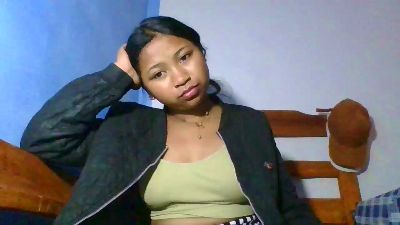 elinah_xxx live cam on Cam4