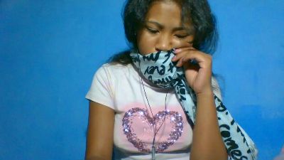 elinah_xxx live cam on Cam4