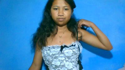 elinah_xxx live cam on Cam4