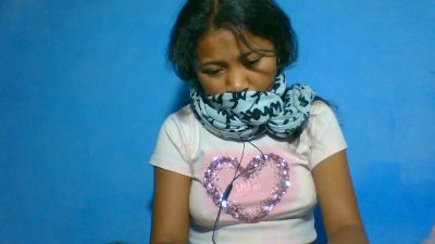 elinah_xxx live cam on Cam4