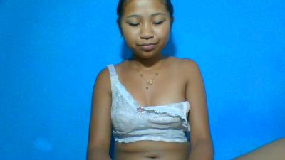 elinah_xxx live cam on Cam4