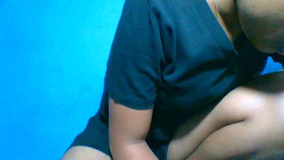 elinah_xxx live cam on Cam4