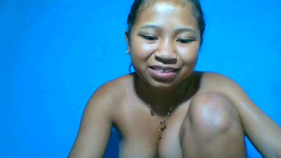 elinah_xxx live cam on Cam4