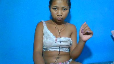 elinah_xxx live cam on Cam4