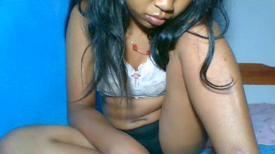 elinah_xxx live cam on Cam4