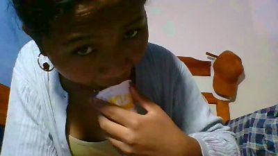 elinah_xxx live cam on Cam4