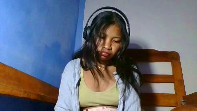 elinah_xxx live cam on Cam4