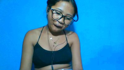 elinah_xxx live cam on Cam4