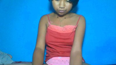 elinah_xxx live cam on Cam4