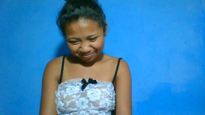 elinah_xxx live cam on Cam4