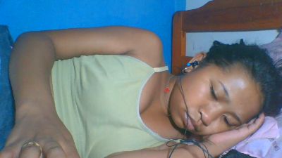 elinah_xxx live cam on Cam4