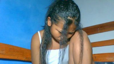 elinah_xxx live cam on Cam4