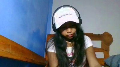 elinah_xxx live cam on Cam4