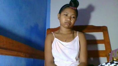 elinah_xxx live cam on Cam4